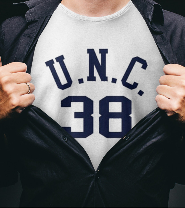 Bill Belichick Brought His Dad’s UNC 38 T-Shirt