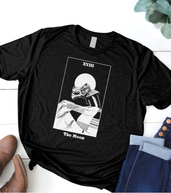 Summerisle Arcana XVIII The Moon Skull Tarot T-Shirt