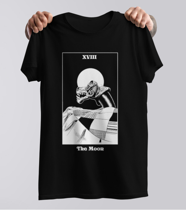 Summerisle Arcana XVIII The Moon Skull Tarot T-Shirt