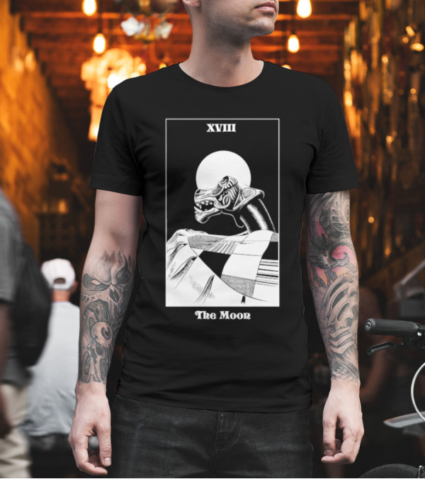 Summerisle Arcana XVIII The Moon Skull Tarot T-Shirt