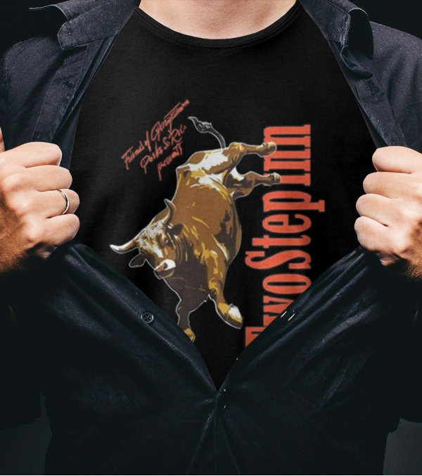 Two Step Inn Buckin’ Bull Vintage Style Retro T-Shirt