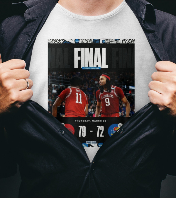 Arkansas Razorbacks Vs Kansas Jayhawks NCAA First Round Final Score 79-72 Thursday March 20 T-Shirt